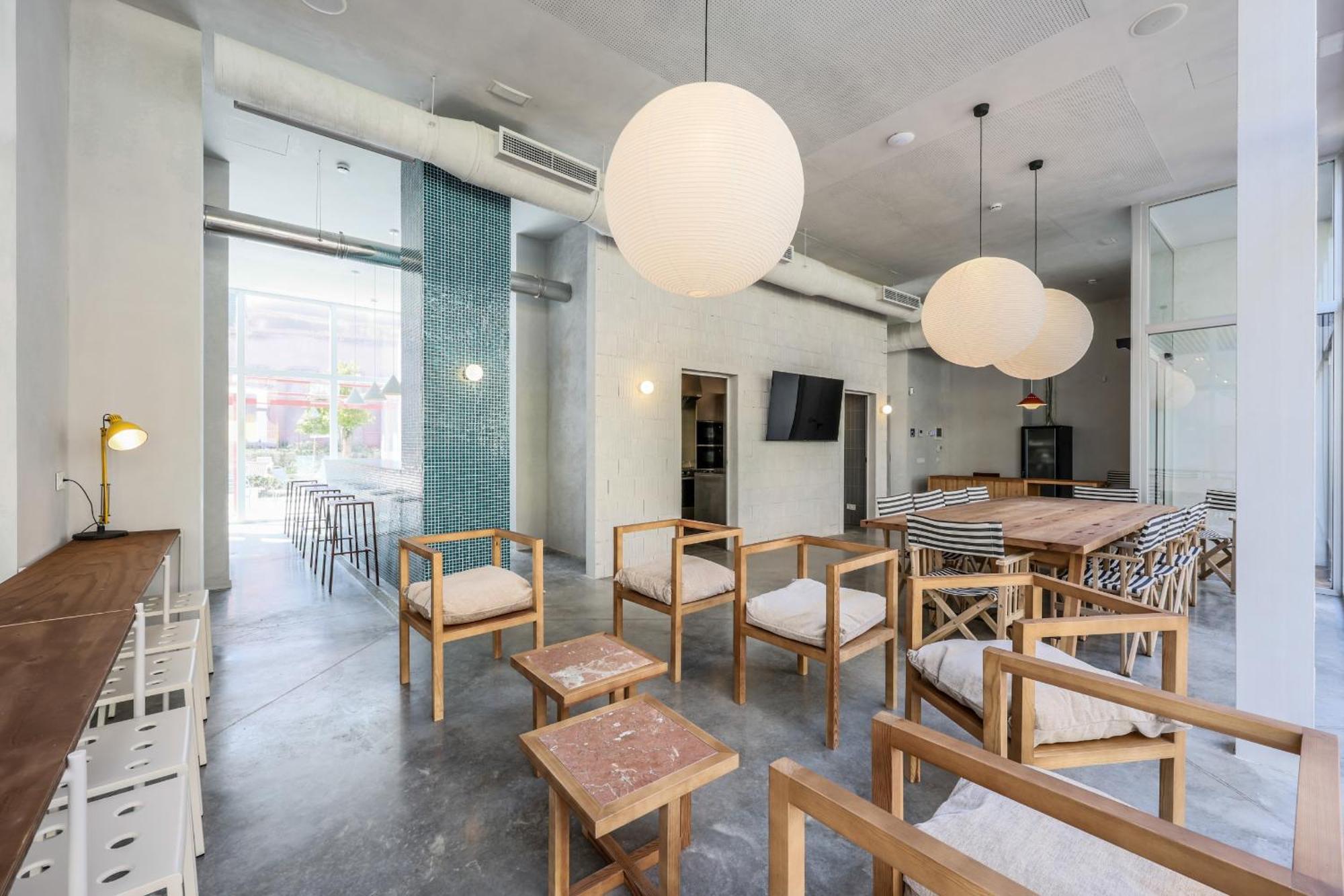 Live Coworking - Self Service - Guest house *