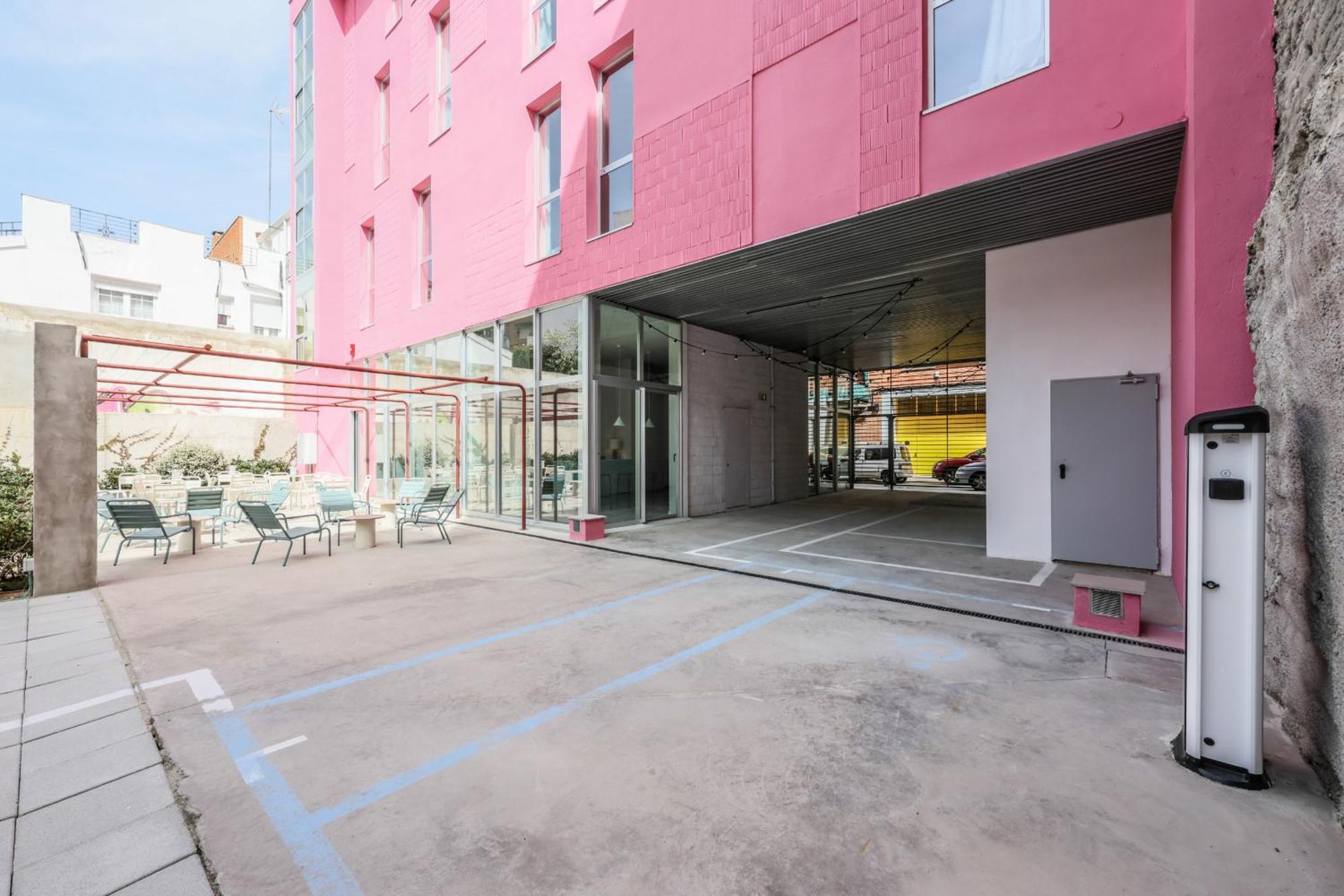 Live Coworking - Self Service - Guest house Madrid