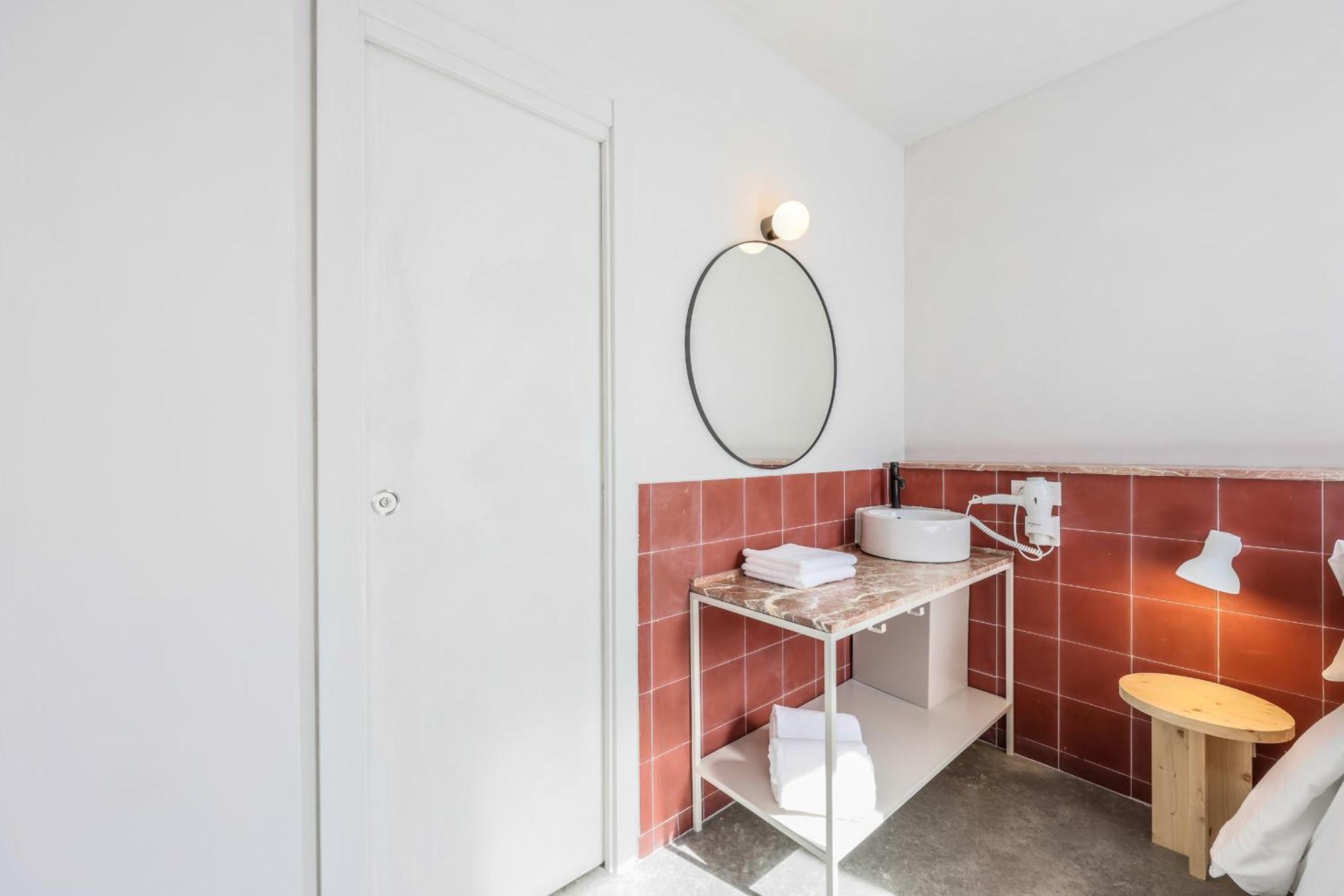 Guest house Live Coworking - Self Service - Madrid